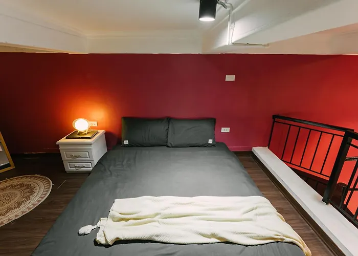 Full House For Rent With 2 Bedrooms In Center Of Hanoi\'S Old Quarter Suitable For Family