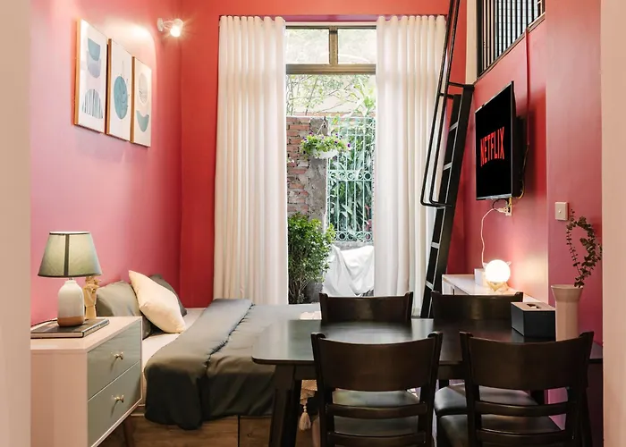 Full House For Rent With 2 Bedrooms In Center Of Hanoi\'S Old Quarter Suitable For Family