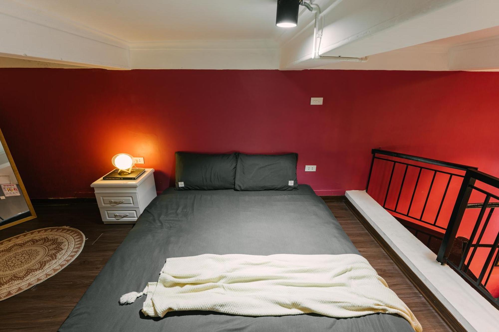 Apartment Full House For Rent With 2 Bedrooms In Center Of Hanoi's Old Quarter Suitable For Family